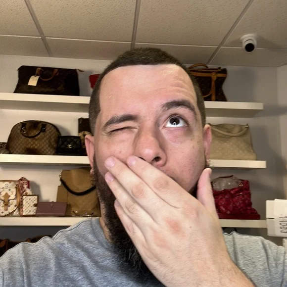 FREE INSTANT WINNER NOW! NO WAITING FUN & COOL GLOVES! - Picture 1 of 16